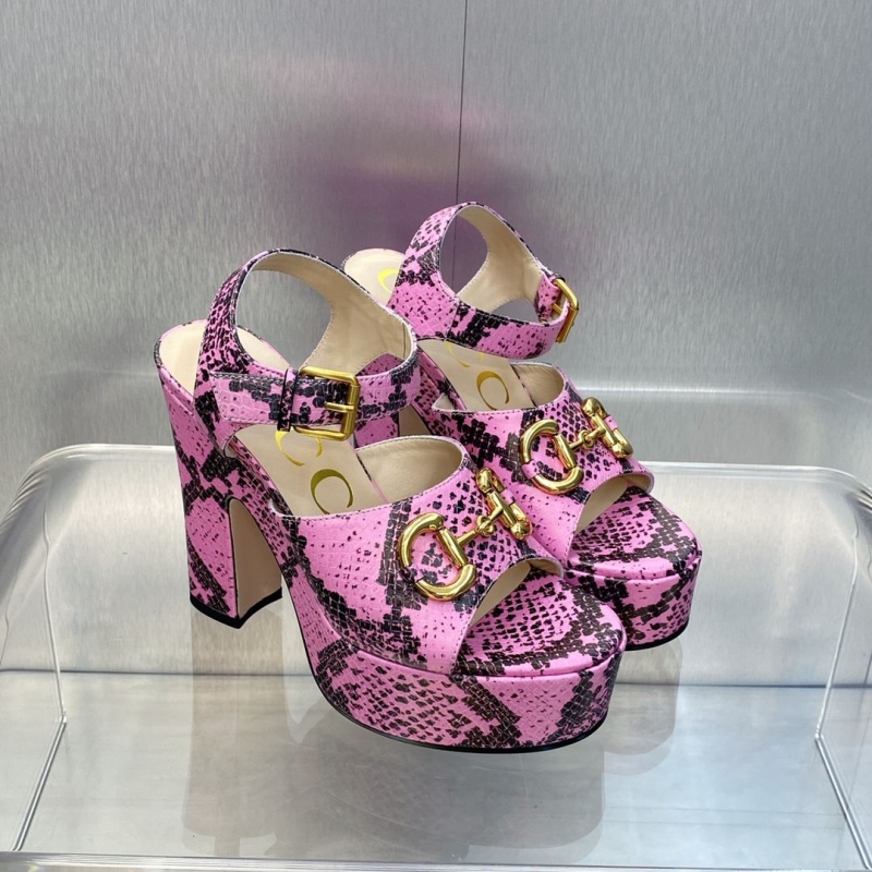 G*u*i high heels